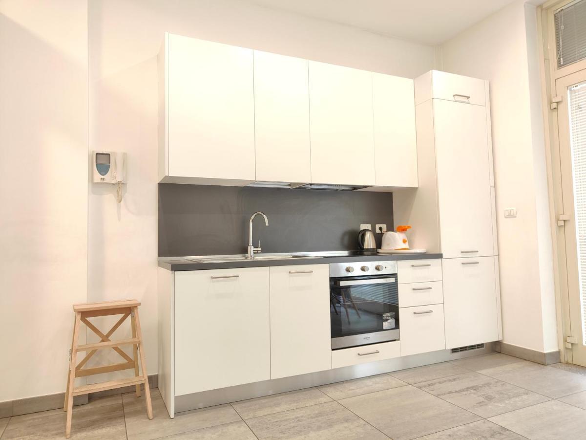 Hostdomus - Terry Suite Turin Exterior foto