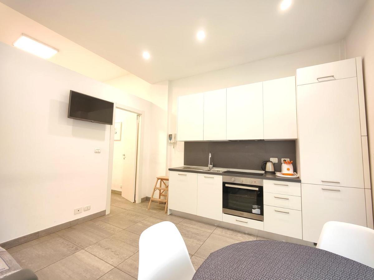 Hostdomus - Terry Suite Turin Exterior foto
