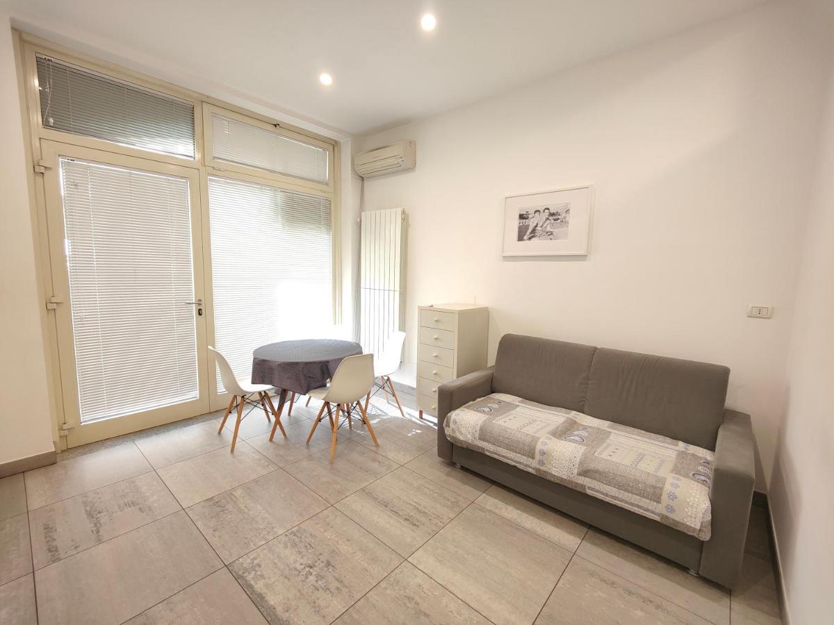 Hostdomus - Terry Suite Turin Exterior foto